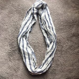 American Eagle blue&white stripe infinity scarf